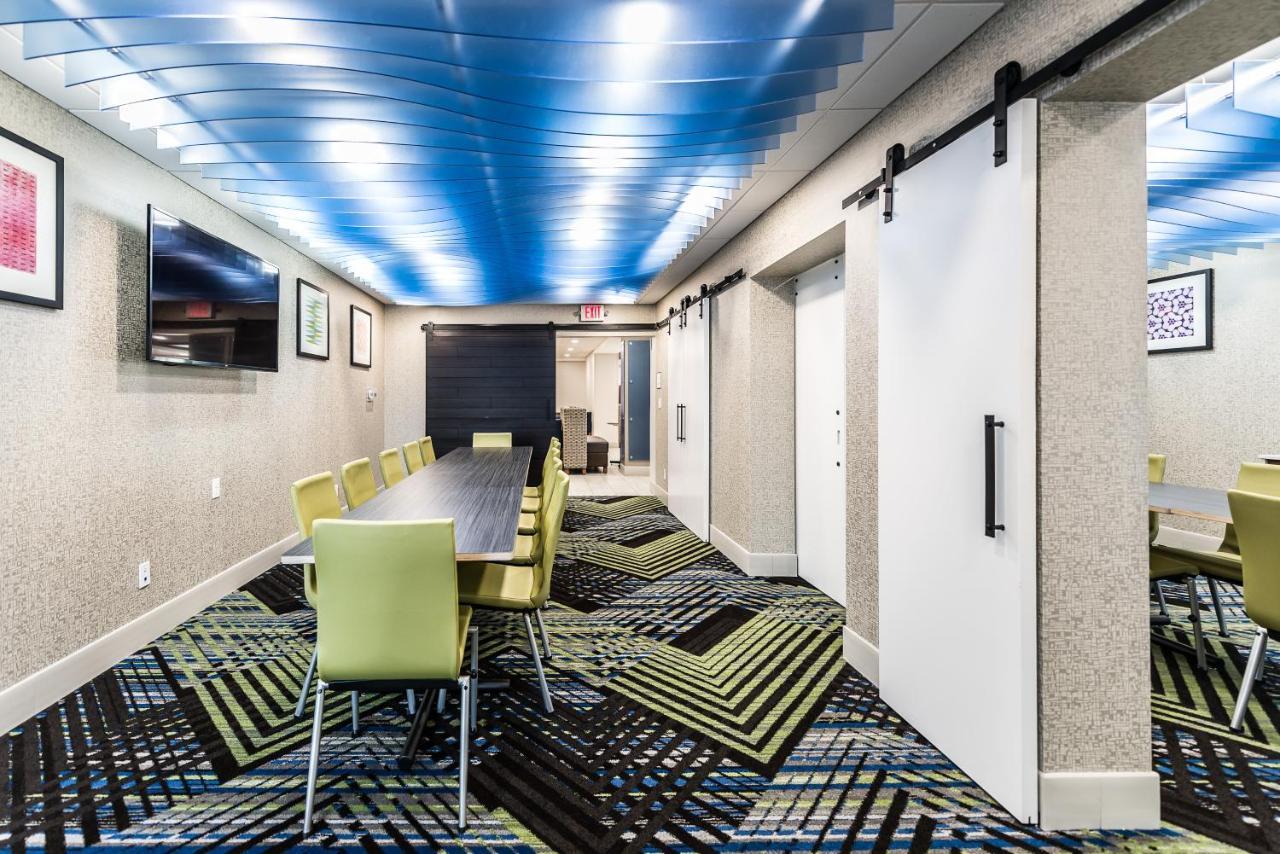 Holiday Inn Express Flint-Campus Area By Ihg Exteriér fotografie