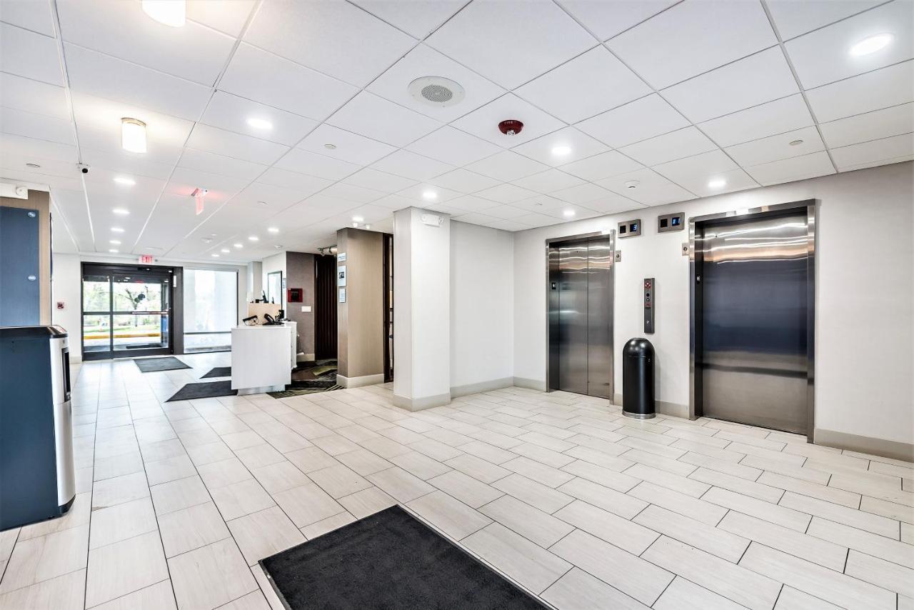 Holiday Inn Express Flint-Campus Area By Ihg Exteriér fotografie