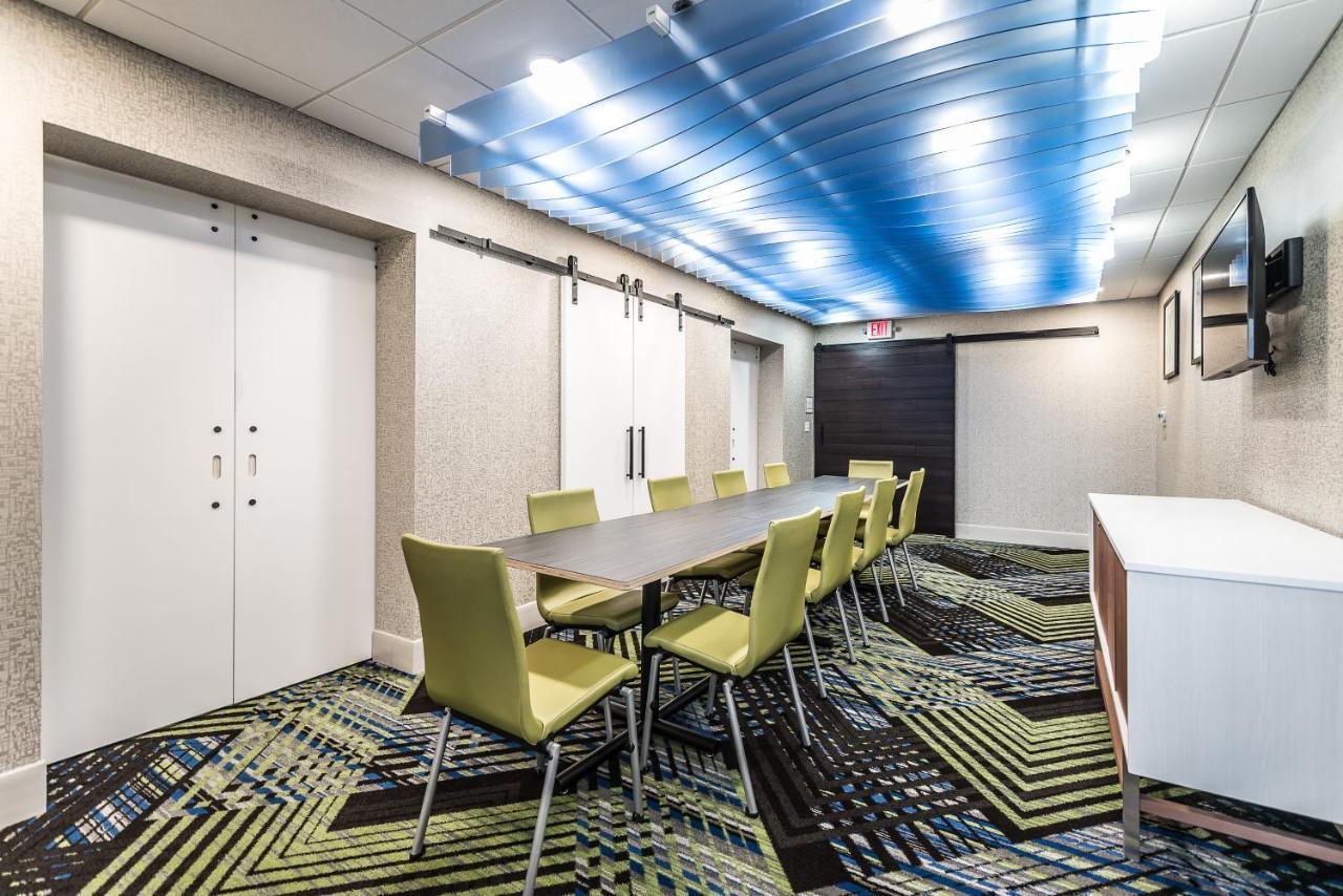 Holiday Inn Express Flint-Campus Area By Ihg Exteriér fotografie