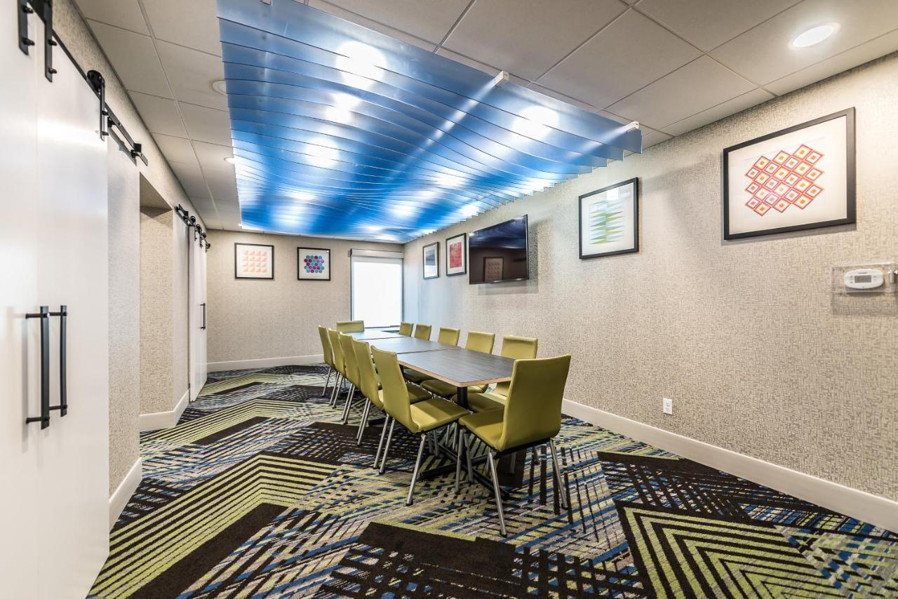 Holiday Inn Express Flint-Campus Area By Ihg Exteriér fotografie
