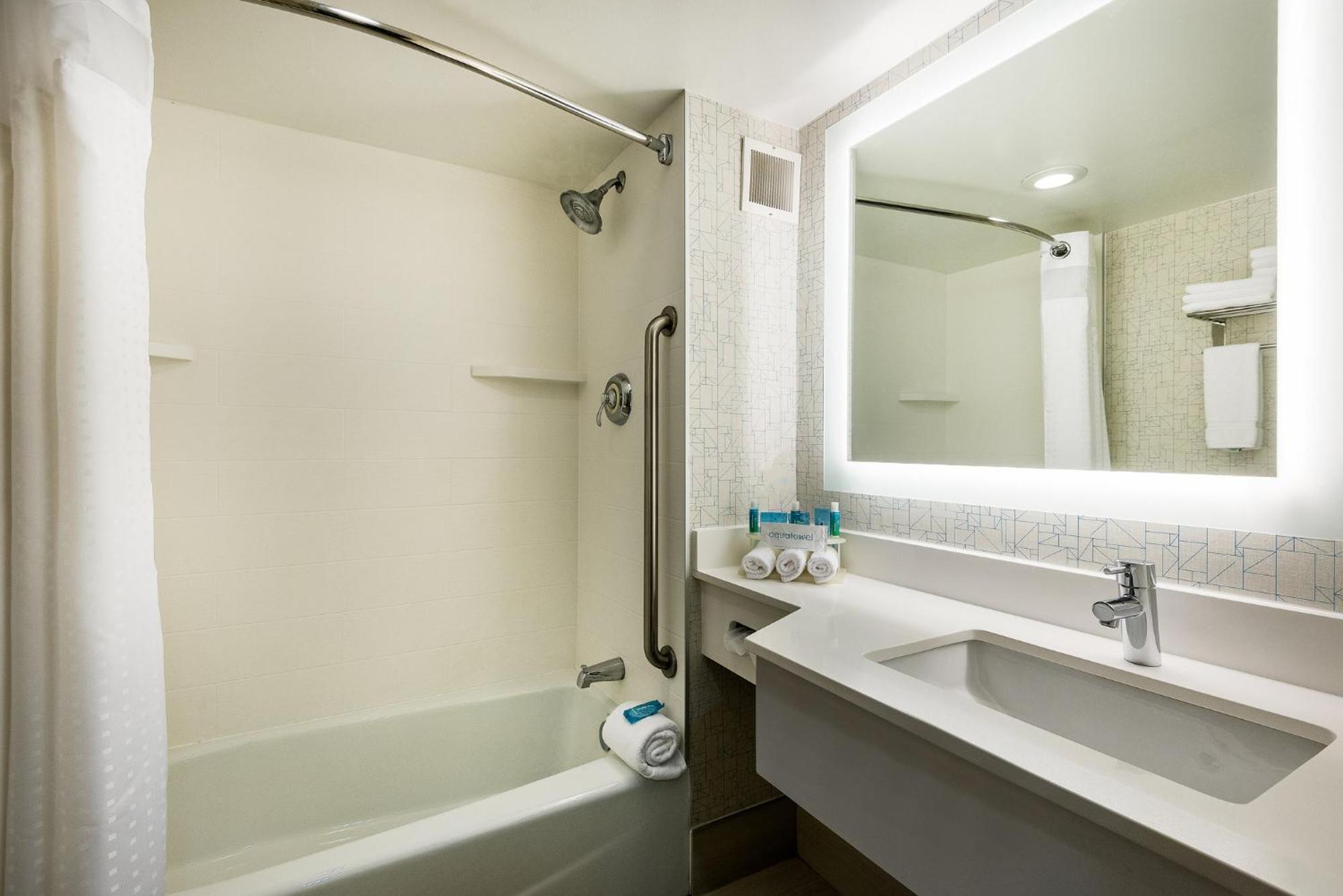 Holiday Inn Express Flint-Campus Area By Ihg Exteriér fotografie